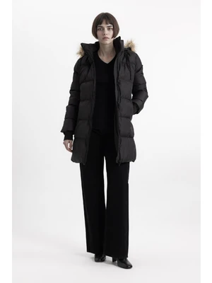 Su Geçirmez Kadın Yağmurluk